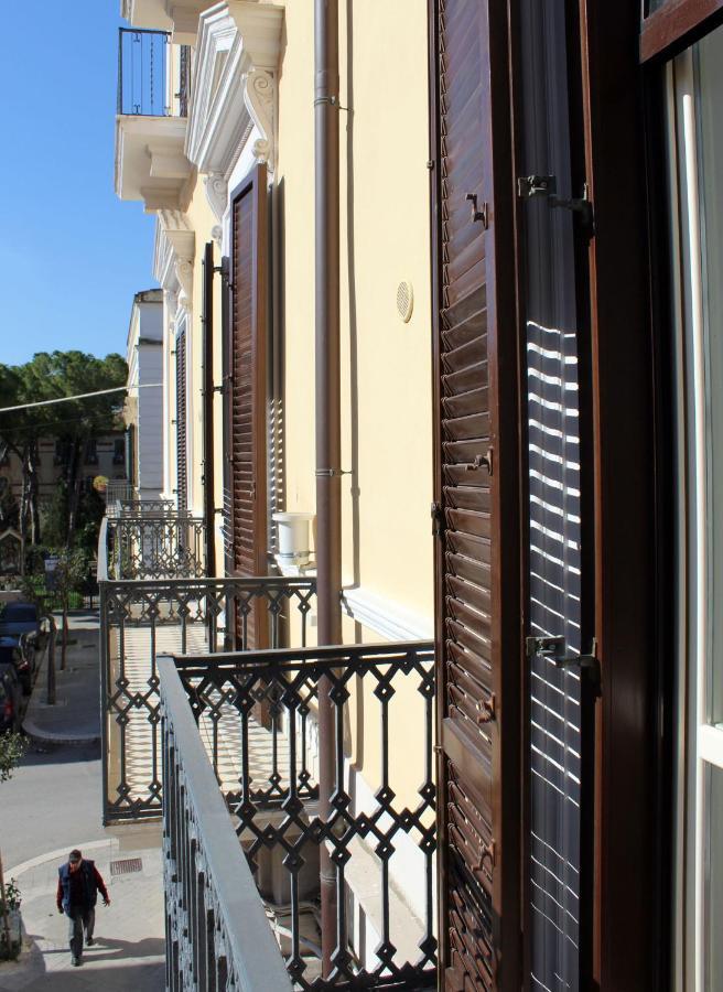 Dimora De Brado Bed & Breakfast Trani Eksteriør bilde