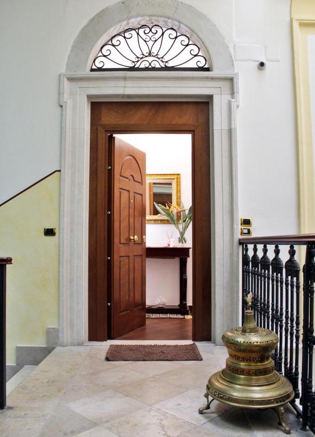Dimora De Brado Bed & Breakfast Trani Eksteriør bilde